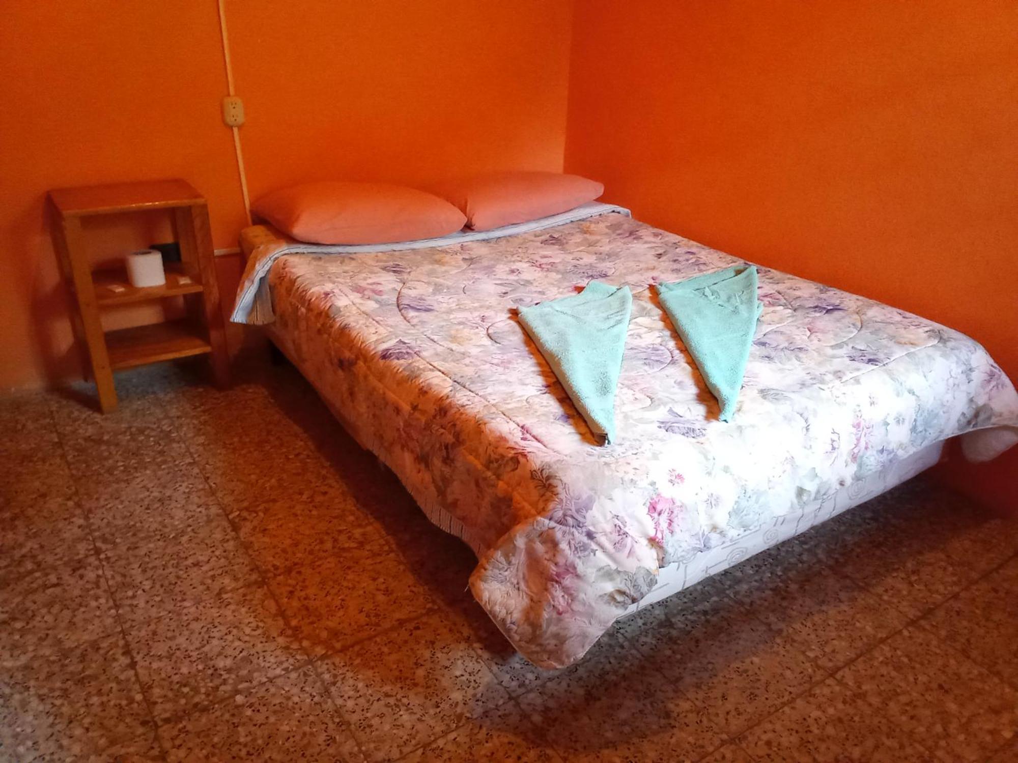 Hospedaje Santo Domingo Panajachel Eksteriør bilde