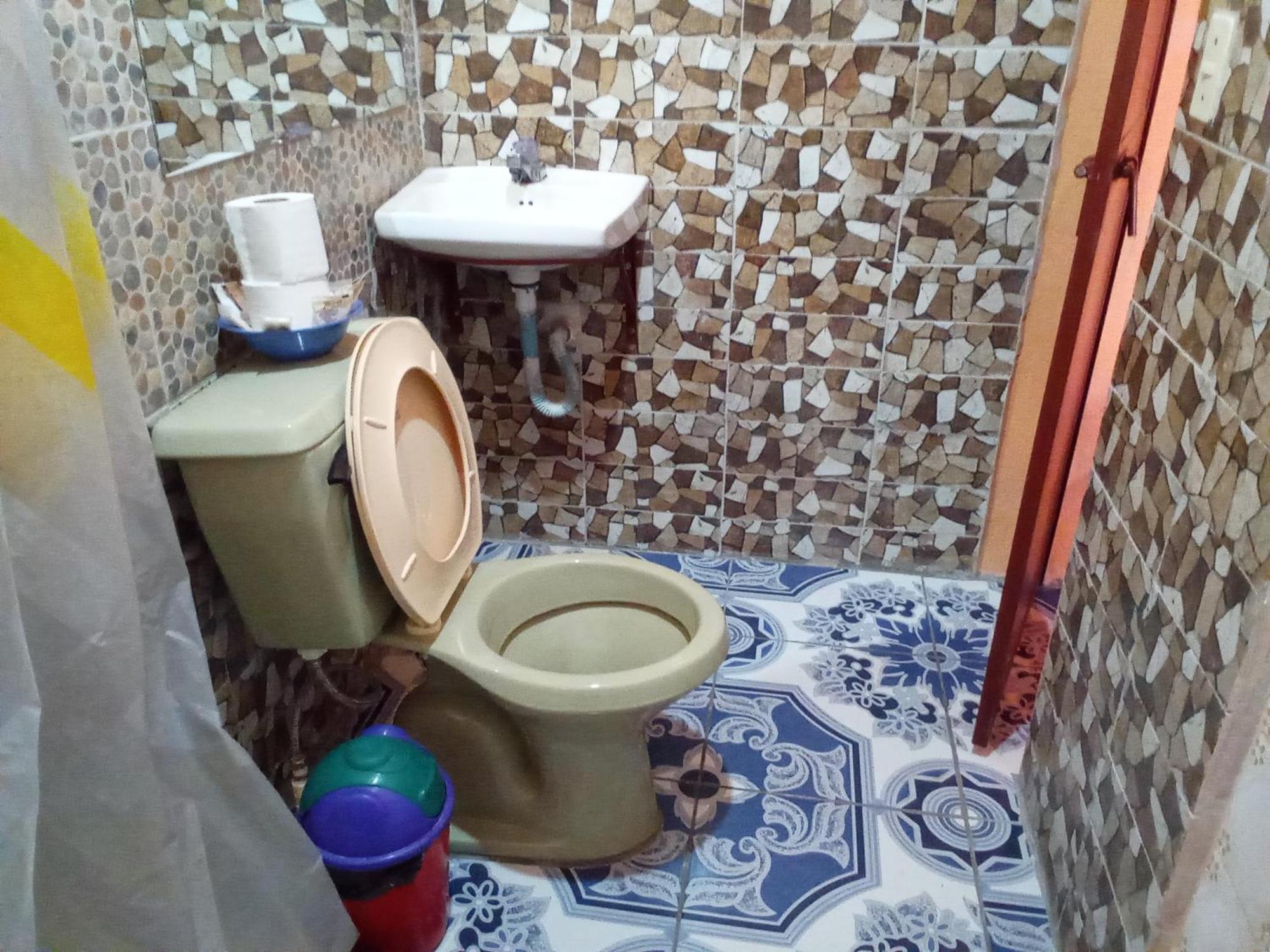Hospedaje Santo Domingo Panajachel Eksteriør bilde