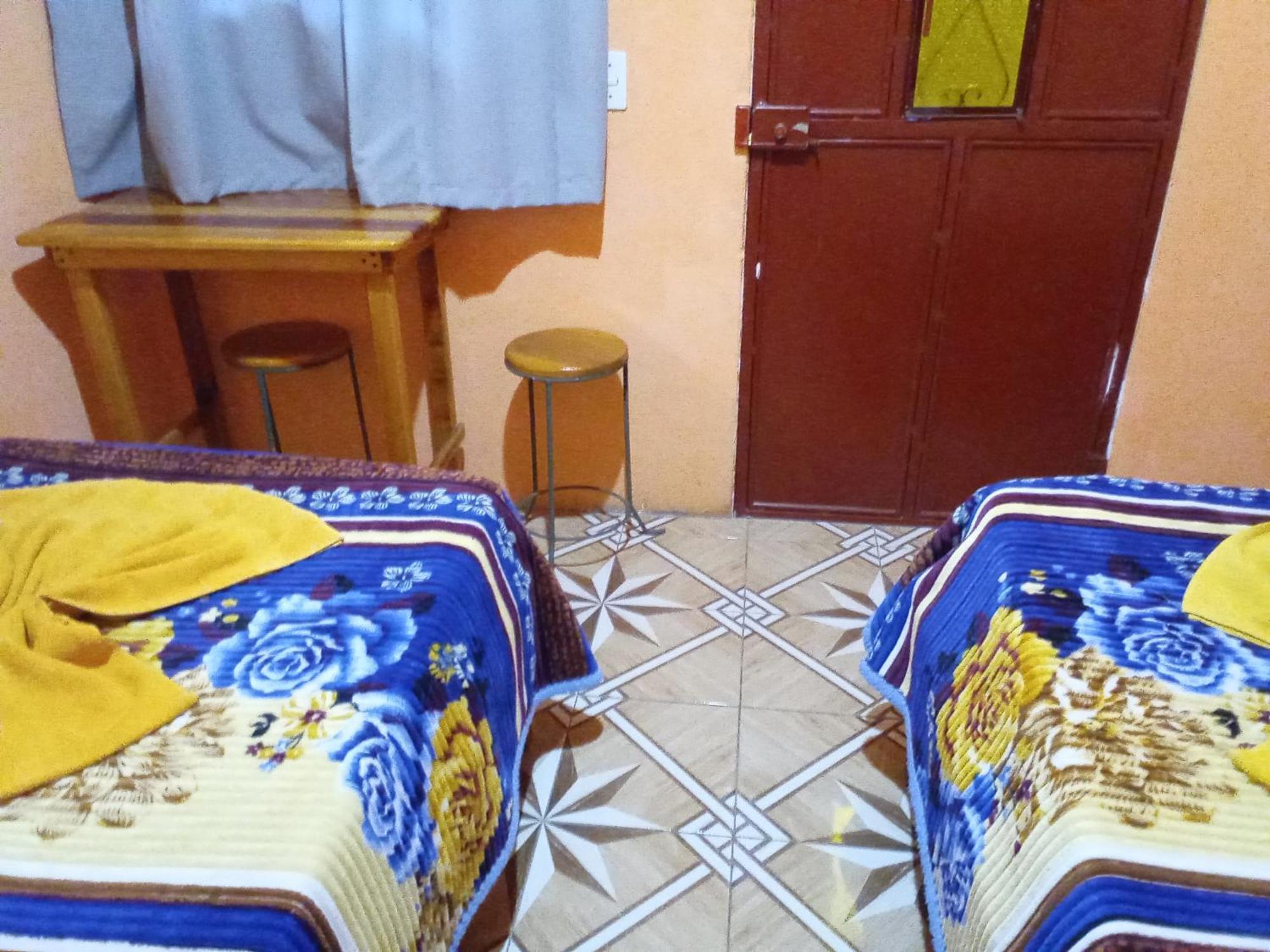 Hospedaje Santo Domingo Panajachel Eksteriør bilde