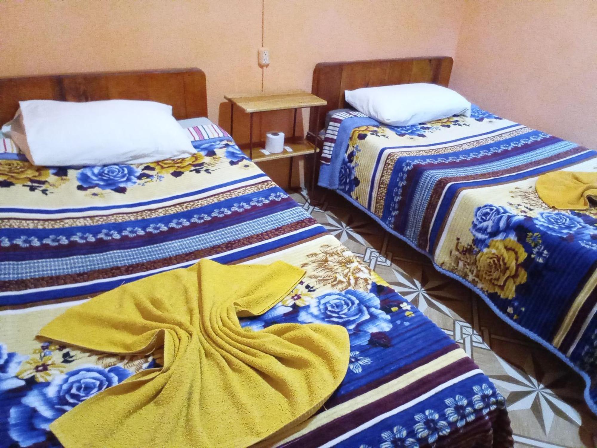 Hospedaje Santo Domingo Panajachel Eksteriør bilde