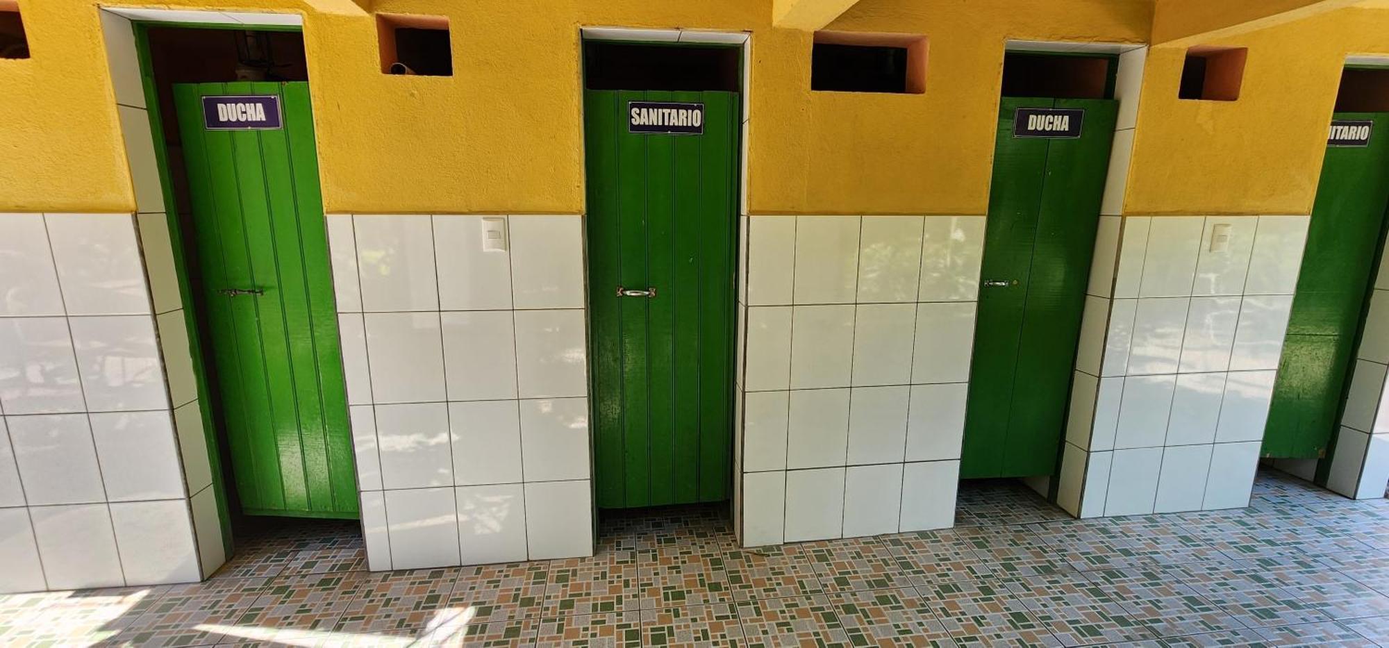 Hospedaje Santo Domingo Panajachel Eksteriør bilde